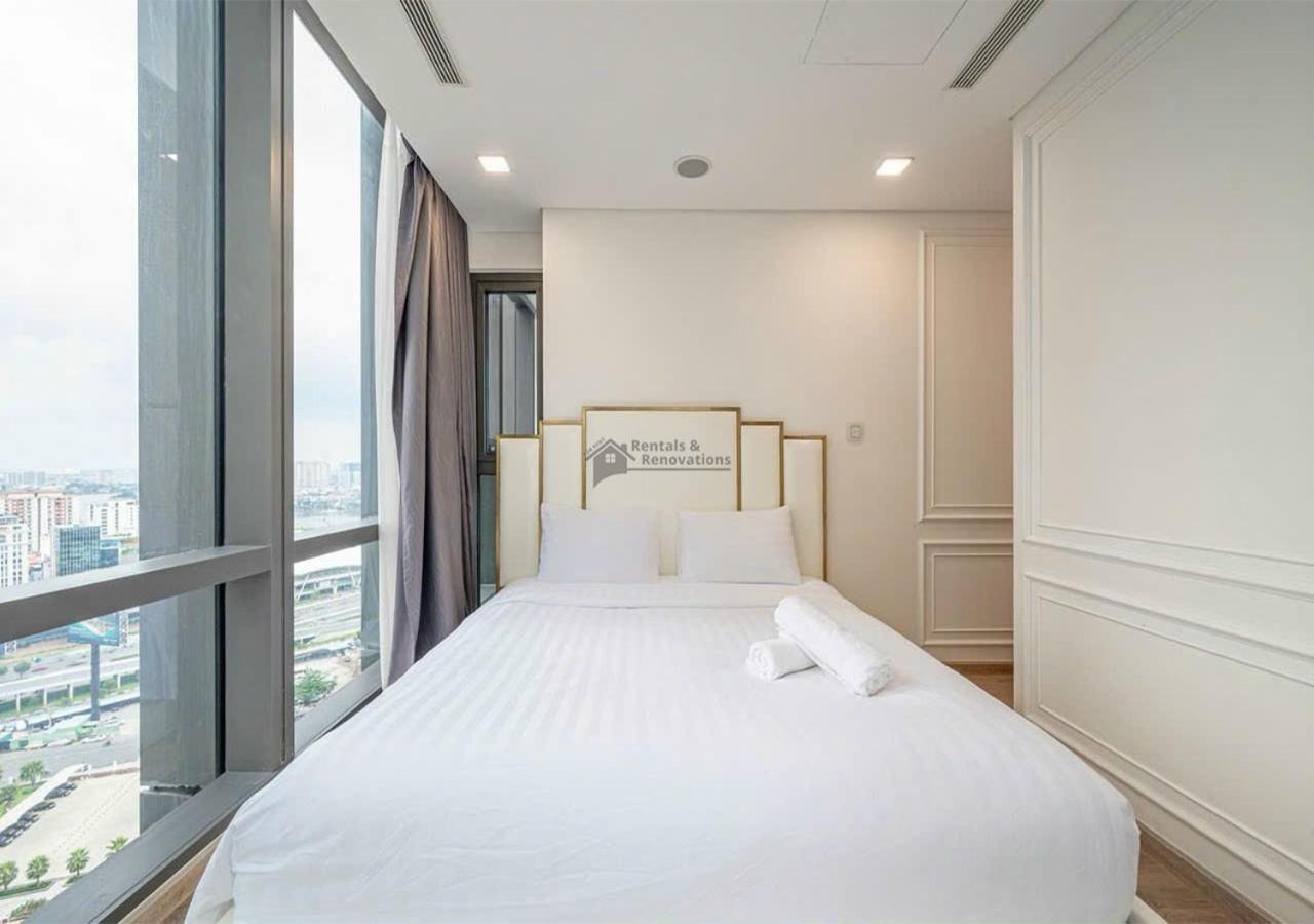 The Landmark Luxury Vinhomes - The Buildings Nearby Landmark 81 Căn hộ