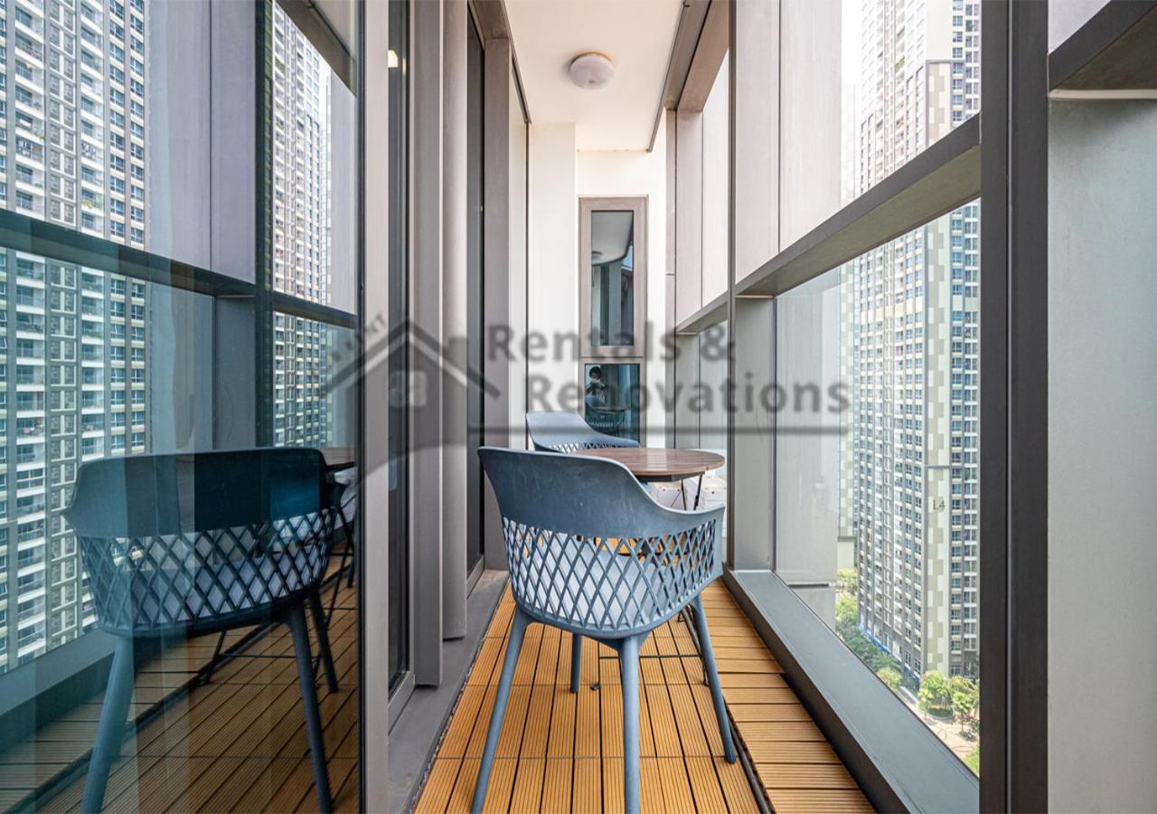 Căn hộ The Landmark Luxury Vinhomes - The Buildings Nearby Landmark 81 *