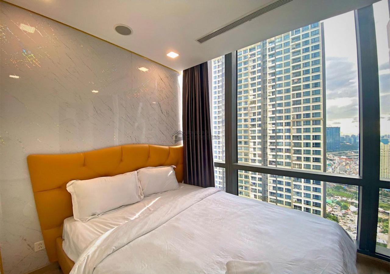 The Landmark Luxury Vinhomes - The Buildings Nearby Landmark 81 Căn hộ *