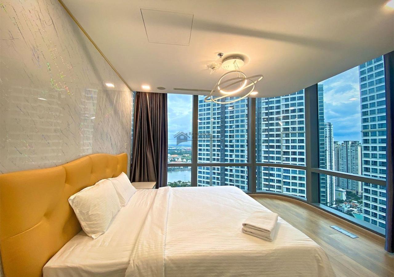 Căn hộ The Landmark Luxury Vinhomes - The Buildings Nearby Landmark 81 *